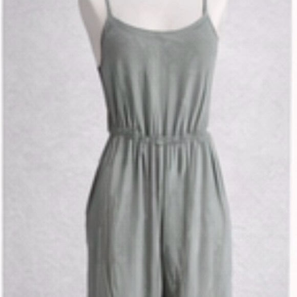 Monteau Pants - Monteau Sage Green Linen Jumpsuit – Size L
